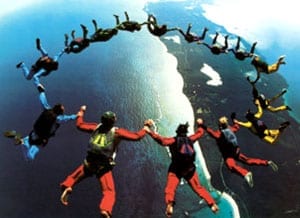 teamwork-skydivers-ii-print-c100075321
