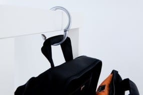 Tashanger voor het stevig ophangen van je tas aan een tafel, bureaublad of stang