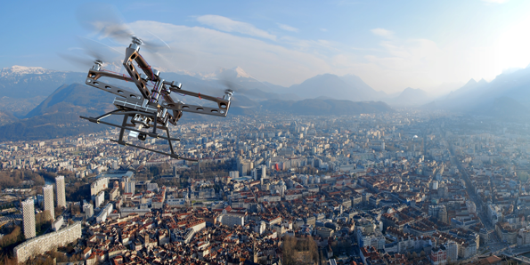 drone-over-stad-fotolia