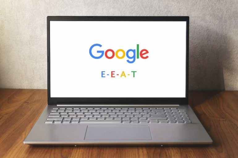 Google E-E-A-T bron: salarko _ Shutterstock.com