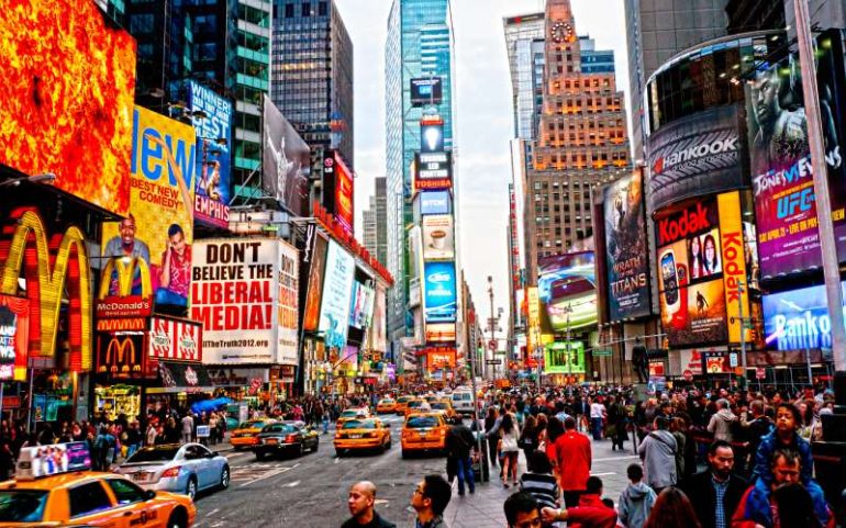 Times Square - Bron Luciano Mortula - LGM _ Shutterstock.com