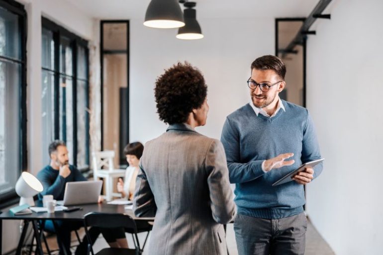 Collega's in gesprek